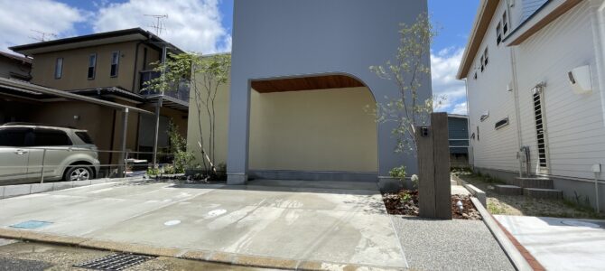建物と植栽配置のバランスを考えたエクステリア＆ガーデン　奈良県橿原市